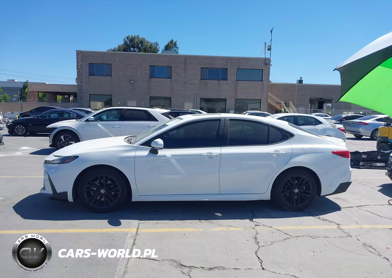 2025 Toyota Camry Se VIN:4T1DAACK6SU551171 - 14