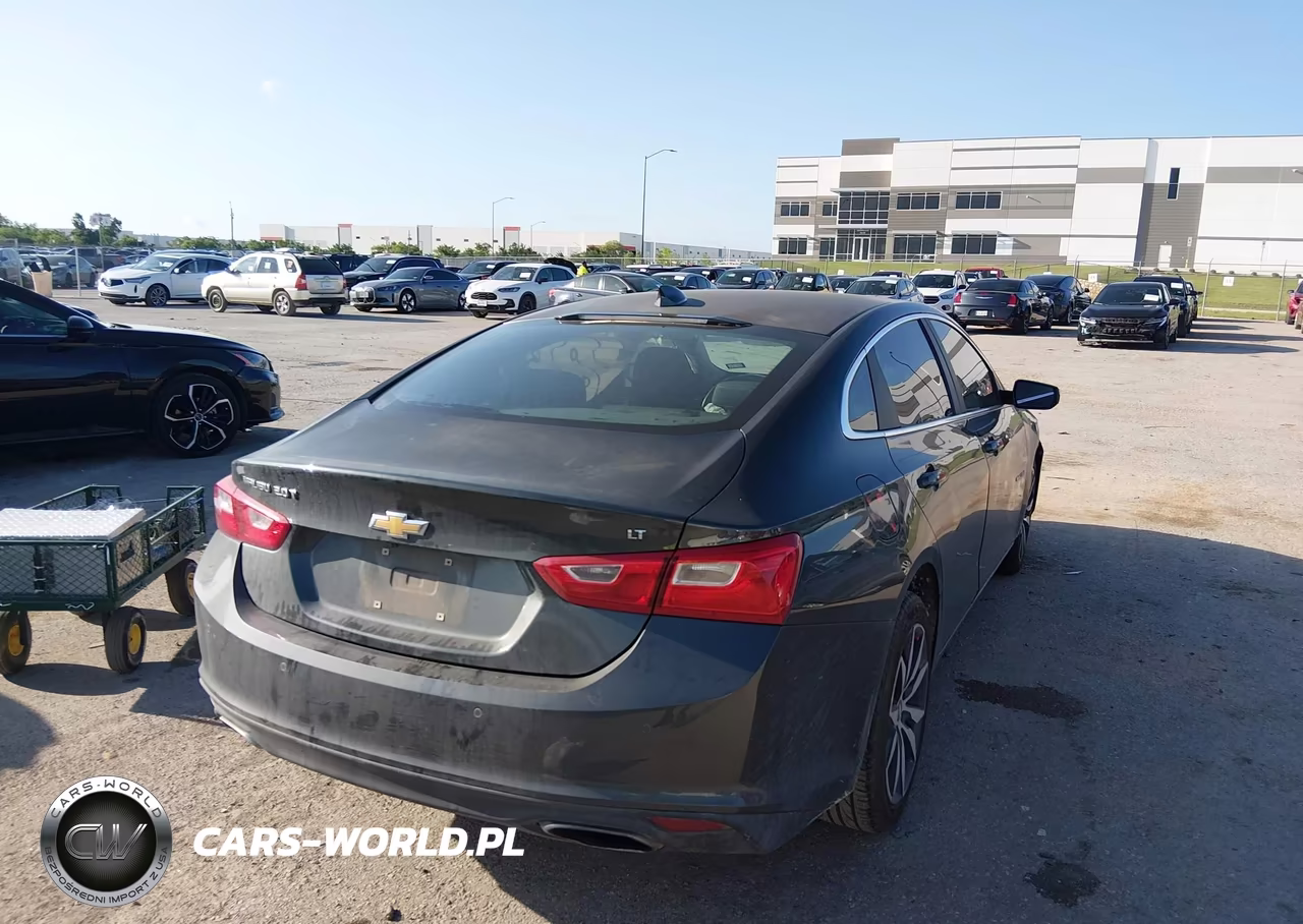 2016 Chevrolet Malibu 2Lt VIN:1G1ZF5SX7GF337343 - 4