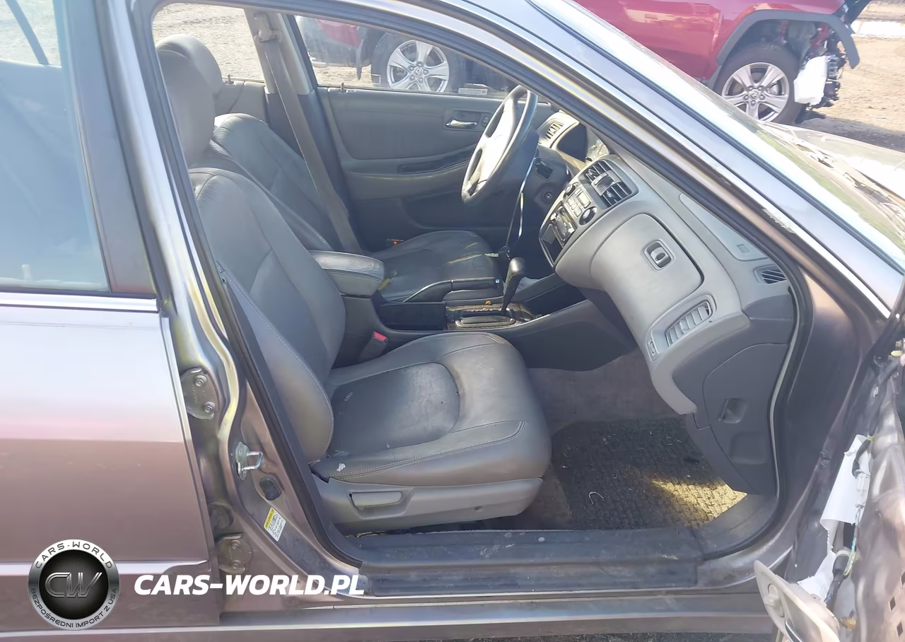2000 Honda Accord 3.0 Ex VIN:1HGCG1656YA029236 - 5