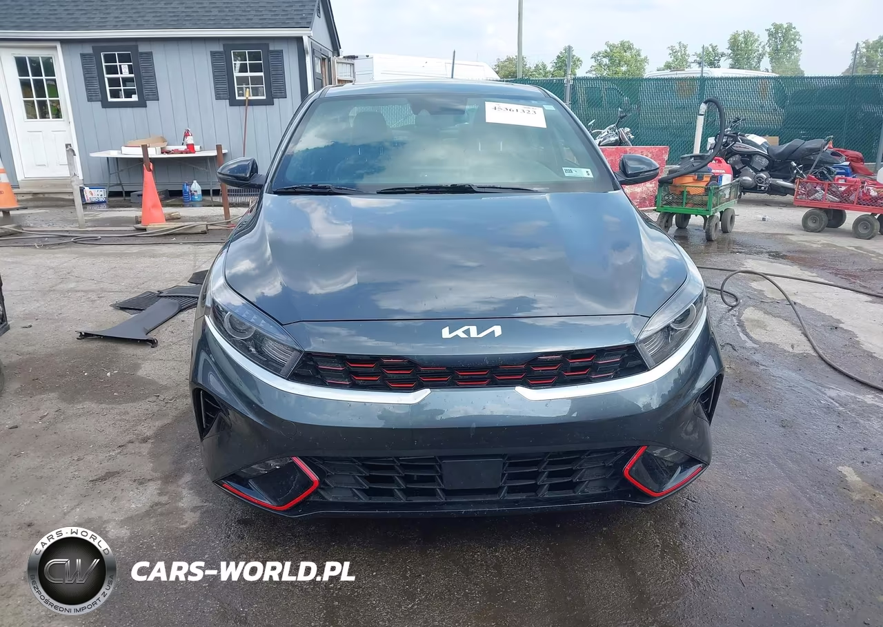 2024 Kia Forte Gt-Line VIN:3KPF54AD7RE727189 - 13