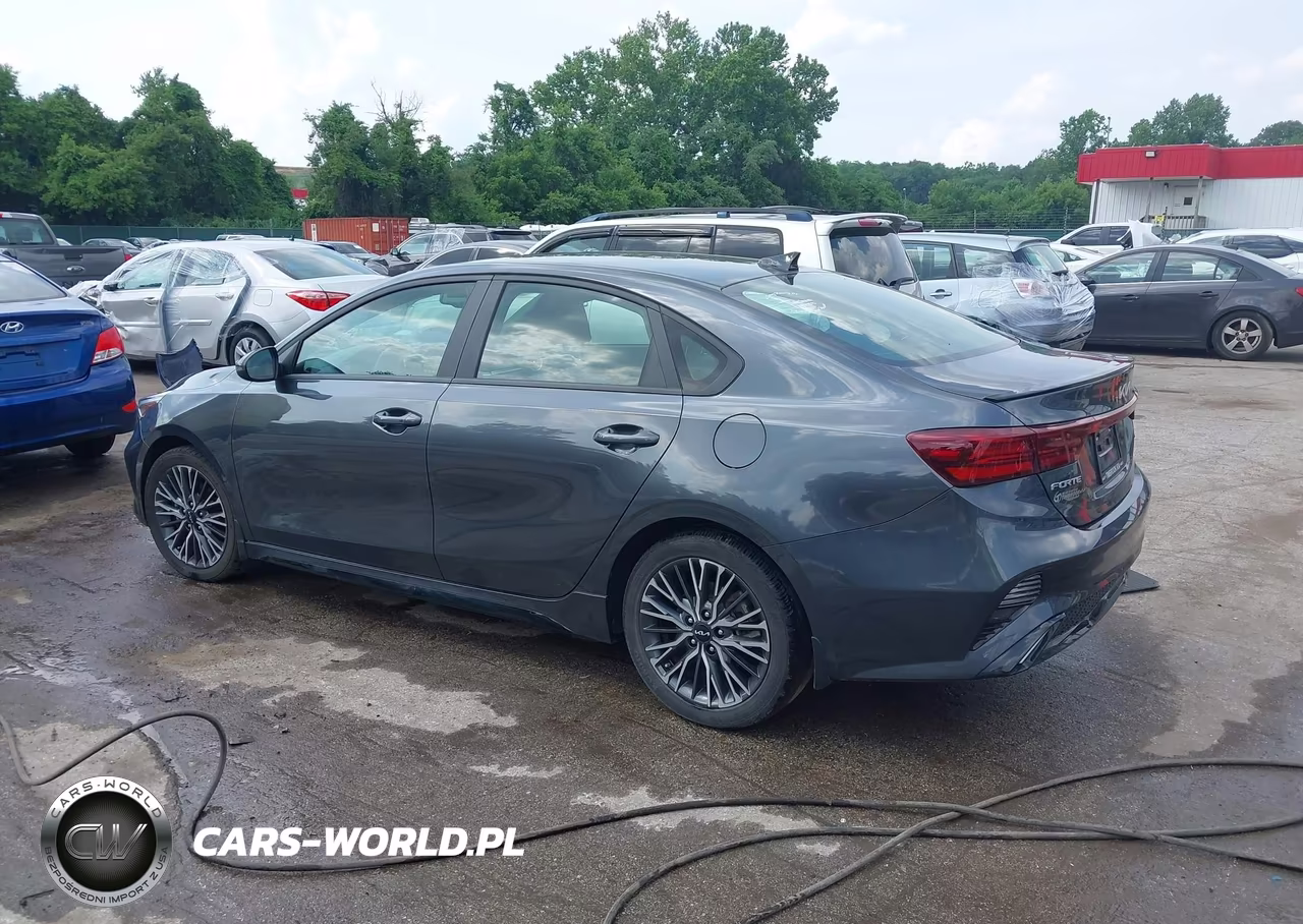2024 Kia Forte Gt-Line VIN:3KPF54AD7RE727189 - 3