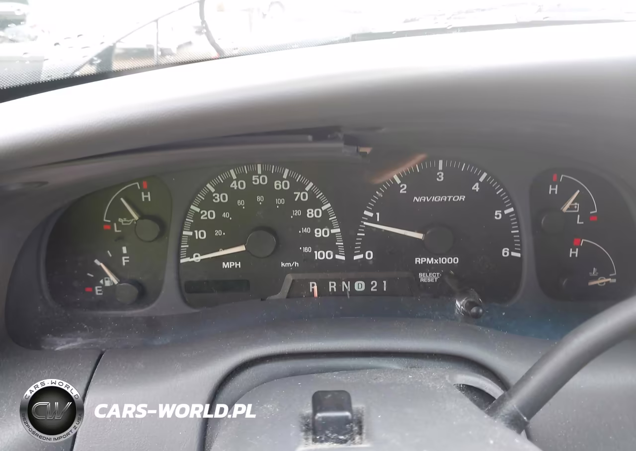 2001 Lincoln Navigator VIN:5LMFU28A51LJ03480 - 7