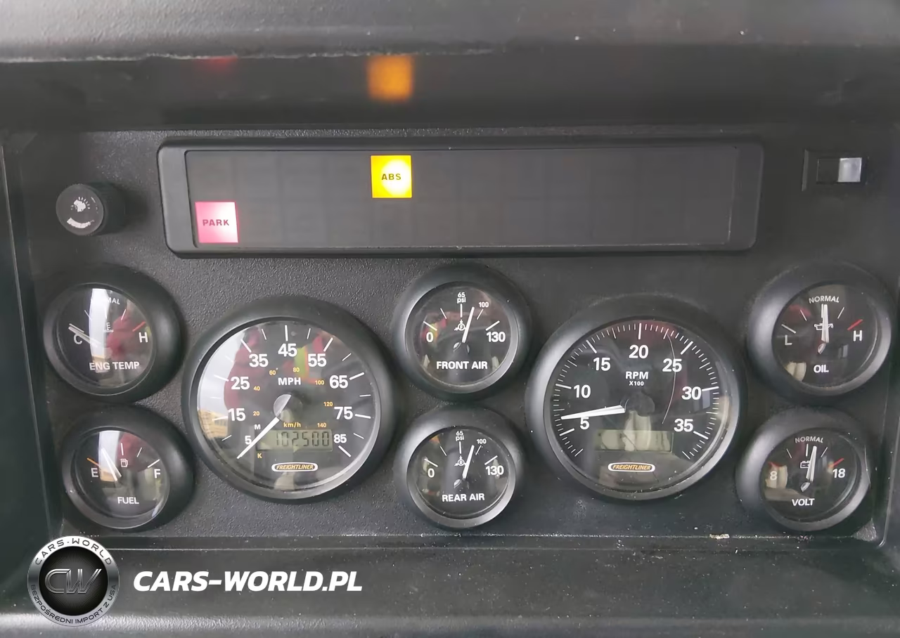 2001 Freightliner Chassis X Line Motor Home VIN:4UZAAHAK91CJ13943 - 7