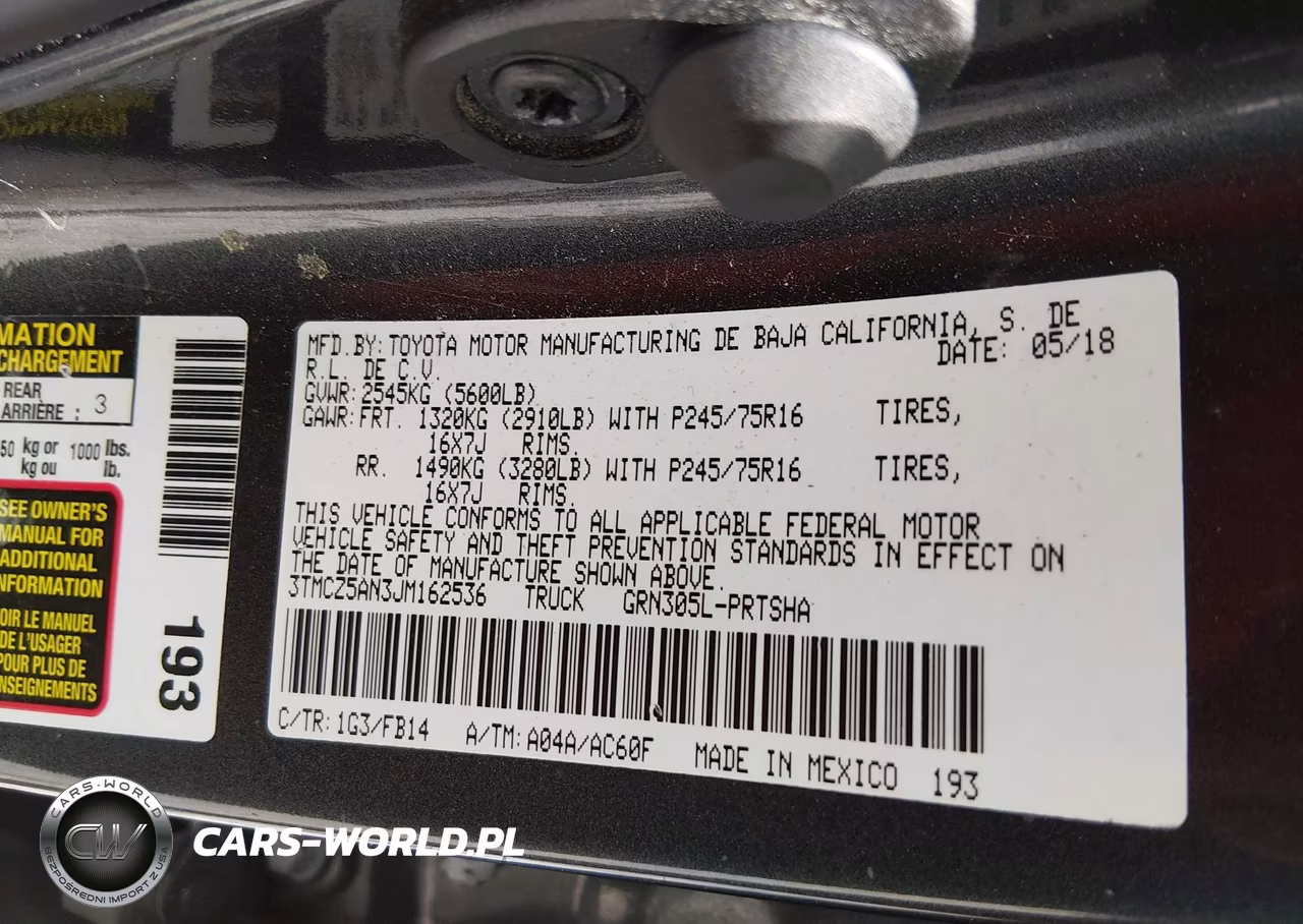 2018 Toyota Tacoma Sr V6 VIN:3TMCZ5AN3JM162536 - 9