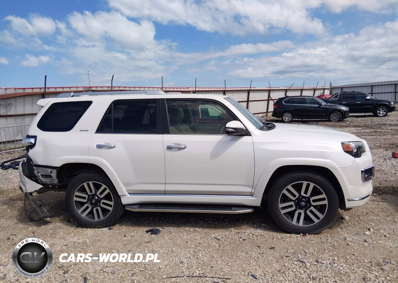 2018 Toyota 4Runner Limited VIN:JTEZU5JR9J5182206 - 13
