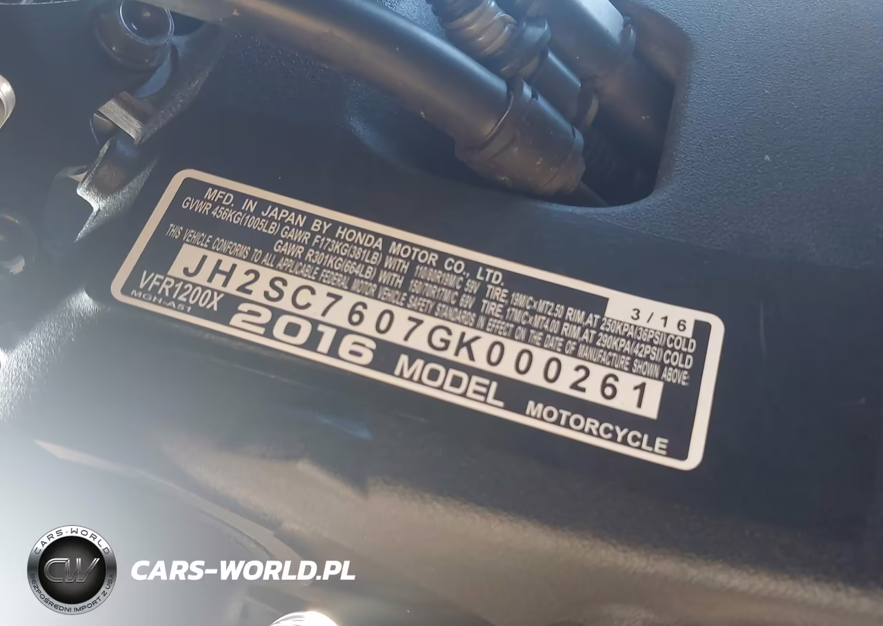 2016 Honda Vfr1200 X VIN:JH2SC7607GK000261 - 10