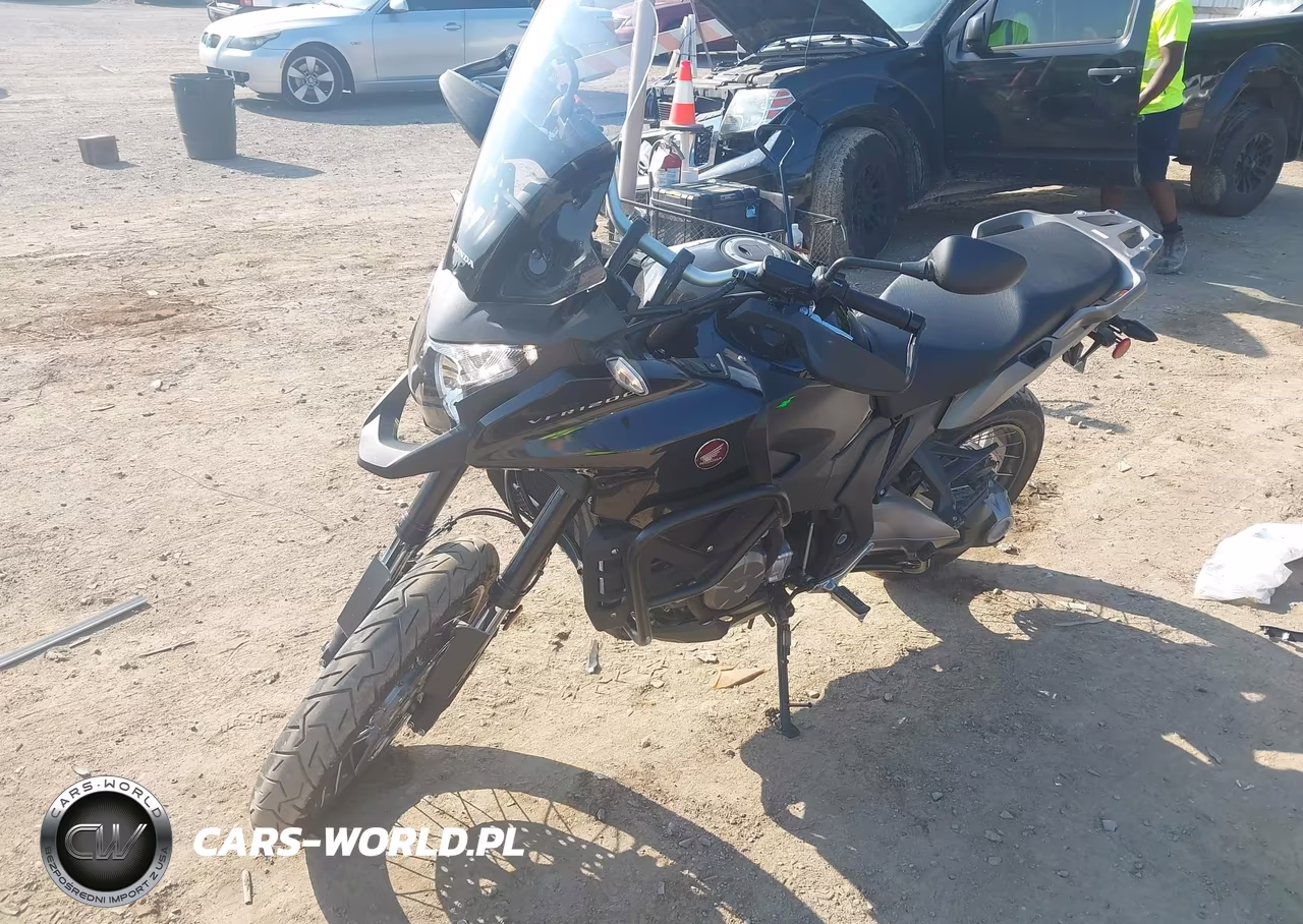 2016 Honda Vfr1200 X VIN:JH2SC7607GK000261 - 2