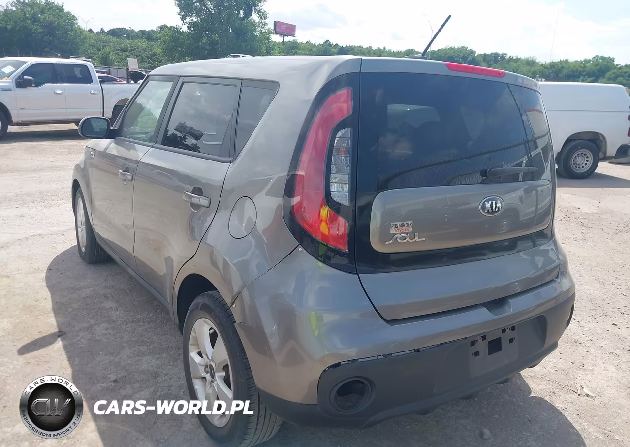 2018 Kia Soul VIN:KNDJN2A25J7598676 - 3