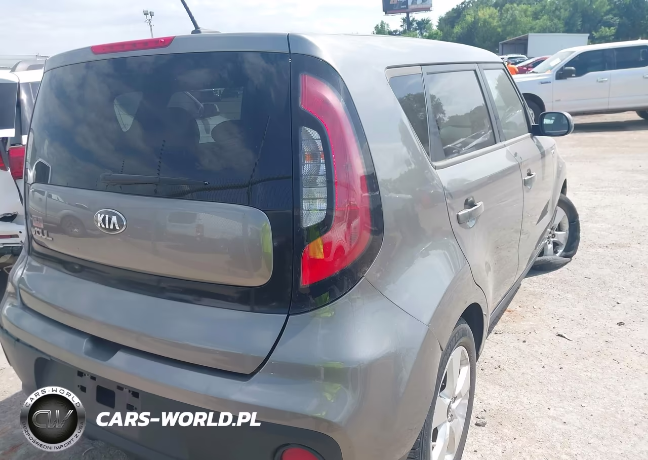2018 Kia Soul VIN:KNDJN2A25J7598676 - 4