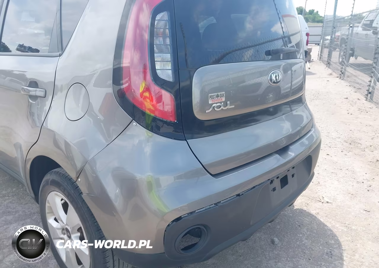 2018 Kia Soul VIN:KNDJN2A25J7598676 - 6