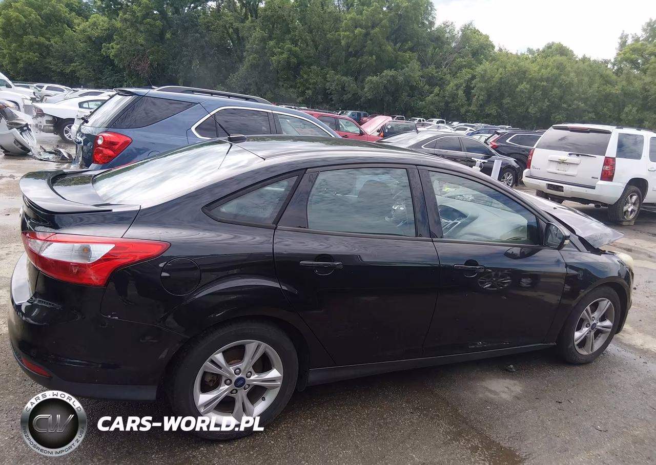 2014 Ford Focus Se VIN:1FADP3F22EL449697 - 13