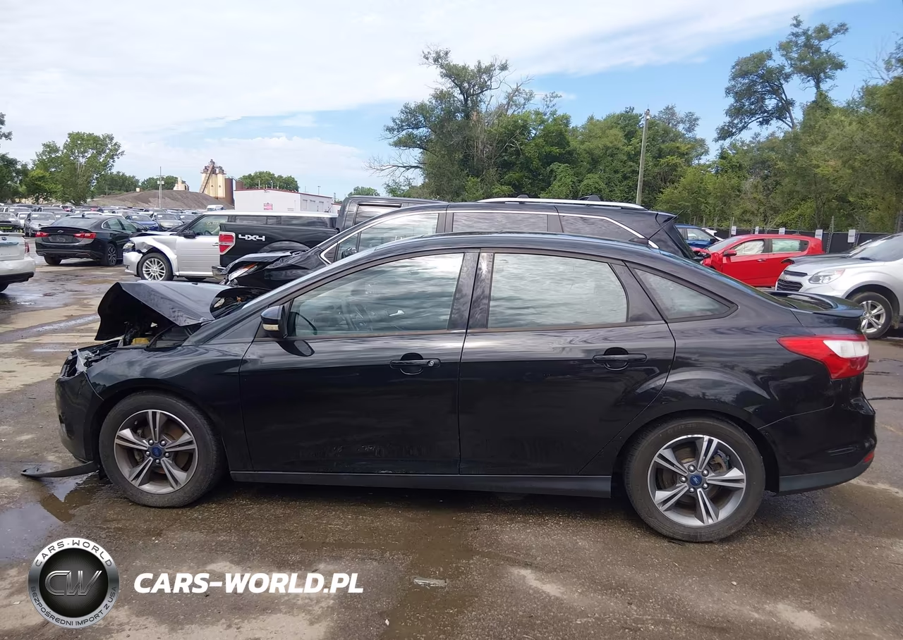 2014 Ford Focus Se VIN:1FADP3F22EL449697 - 14