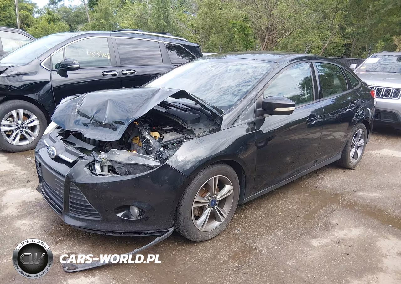 2014 Ford Focus Se VIN:1FADP3F22EL449697 - 2