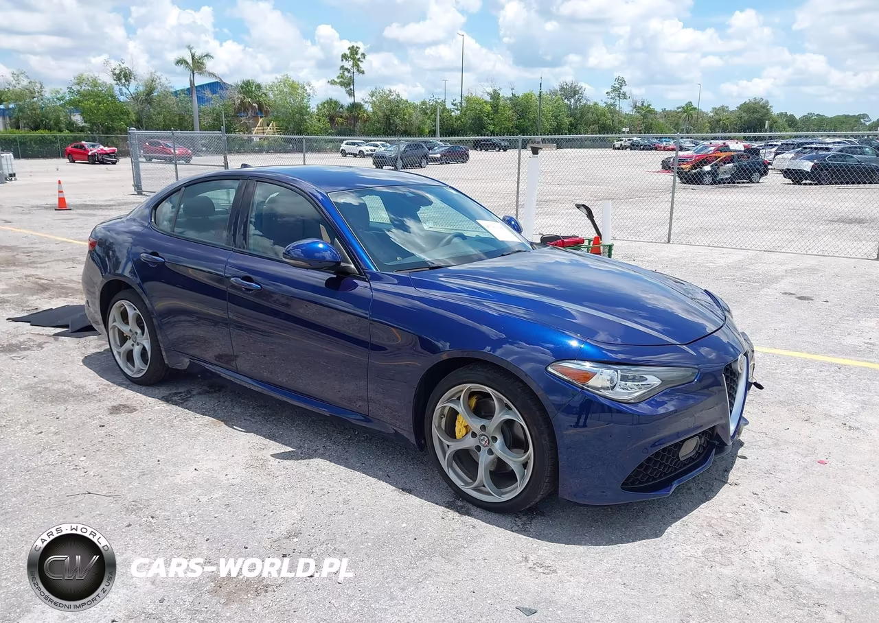 2020 Alfa Romeo Giulia Ti Sport Awd – zdjęcie 1 z 17