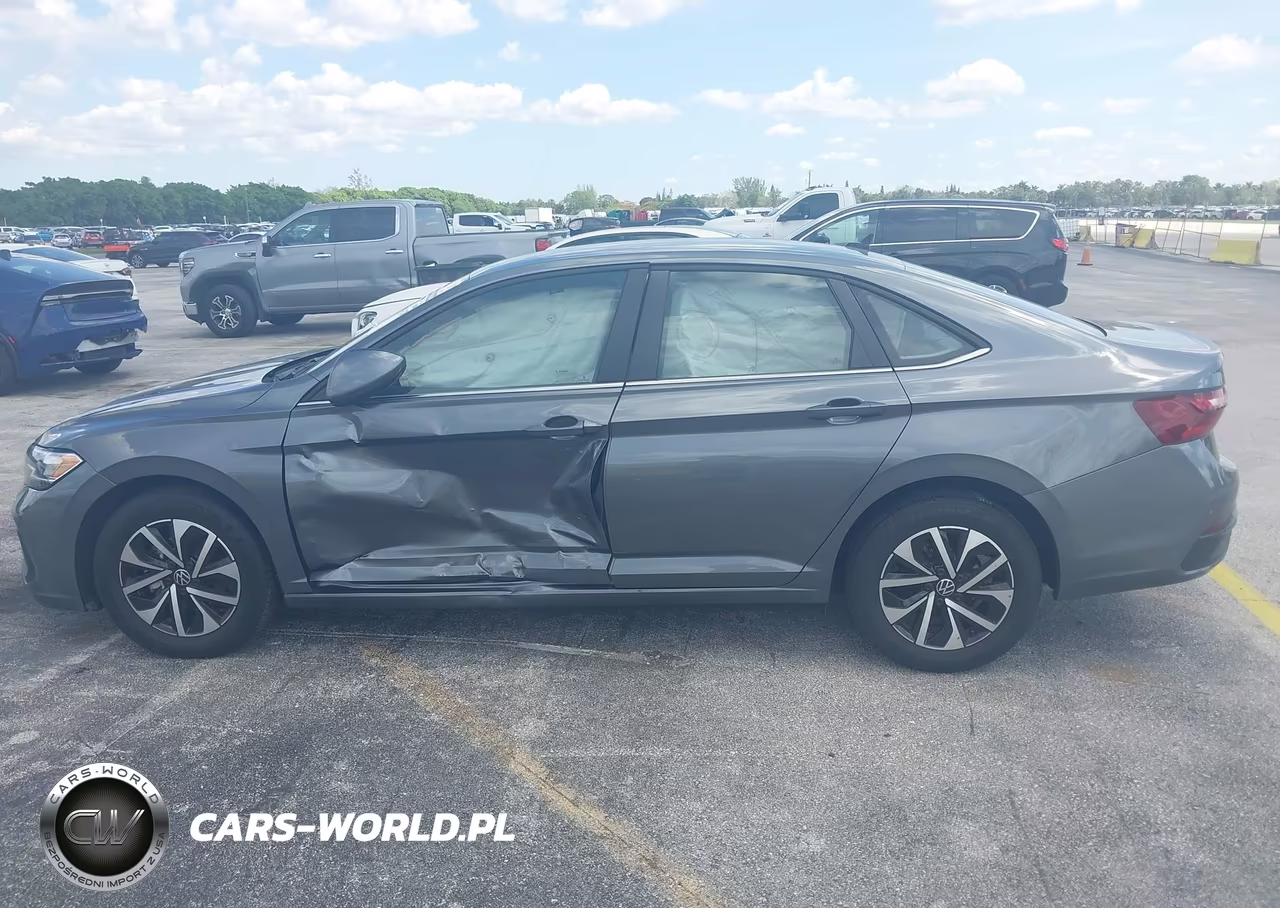 2024 Volkswagen Jetta 1.5T S VIN:3VW5M7BU6RM010722 - 13