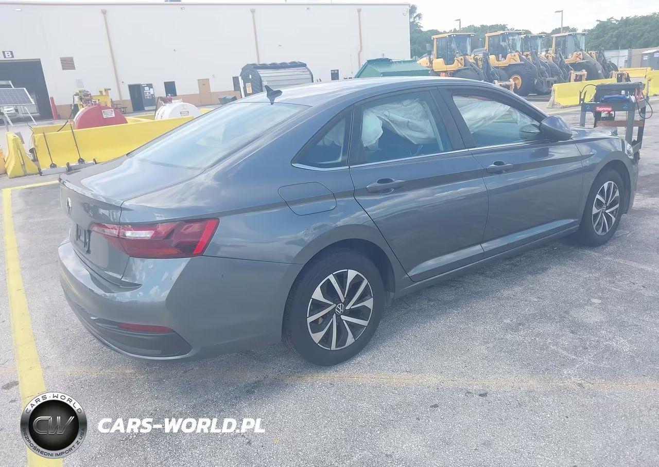 2024 Volkswagen Jetta 1.5T S VIN:3VW5M7BU6RM010722 - 4