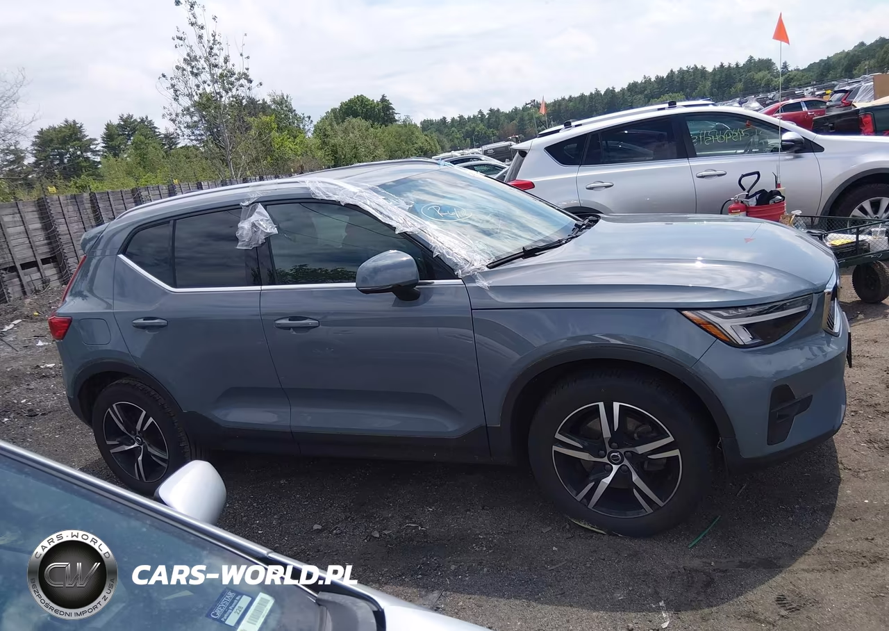 2023 Volvo Xc40 B5 Plus Bright Theme VIN:YV4L12UN1P2966493 - 13
