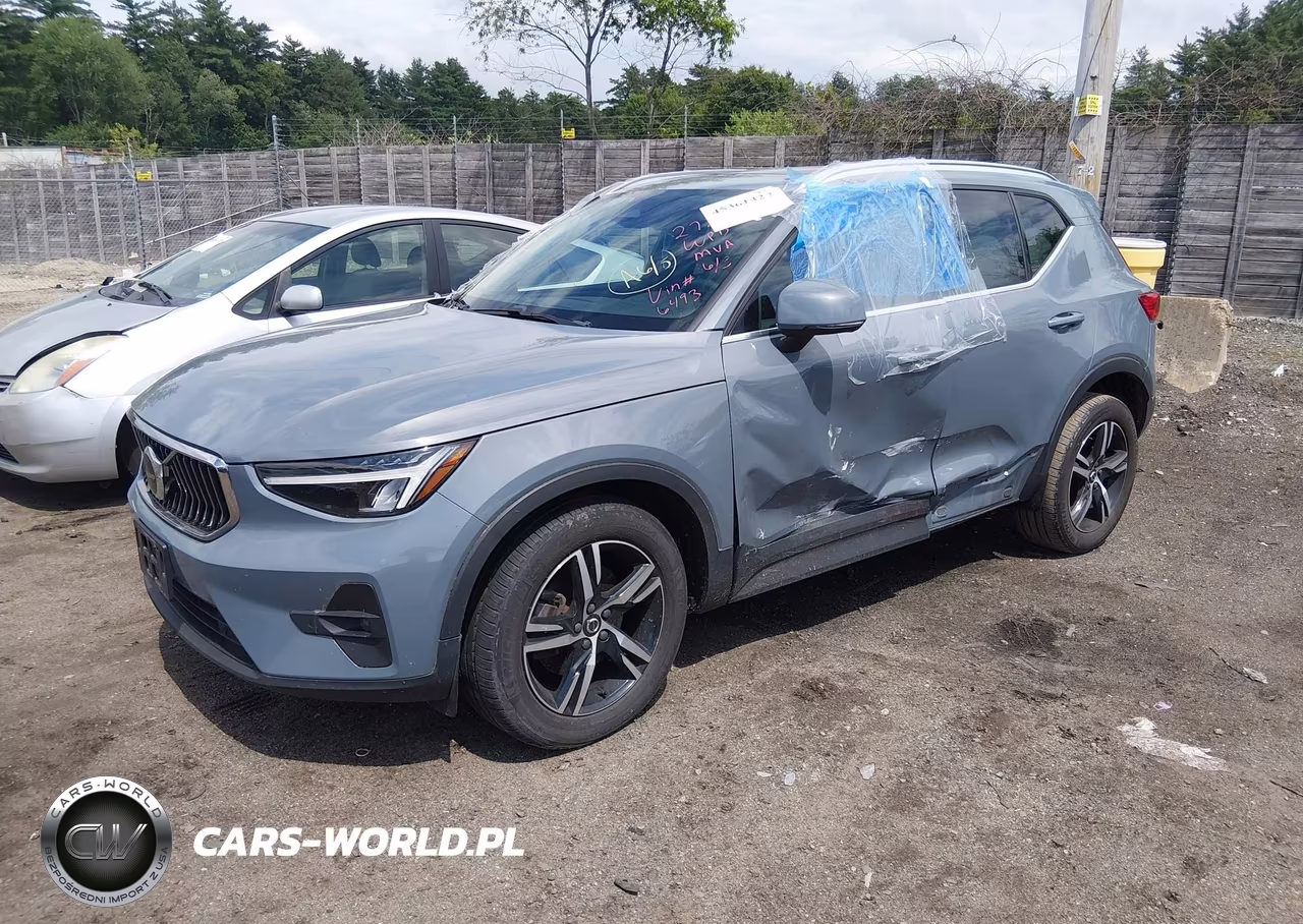 2023 Volvo Xc40 B5 Plus Bright Theme VIN:YV4L12UN1P2966493 - 2