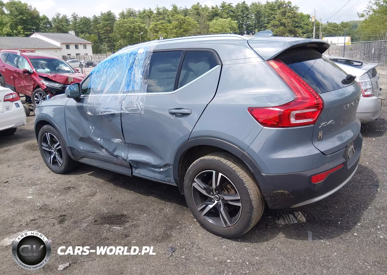 2023 Volvo Xc40 B5 Plus Bright Theme VIN:YV4L12UN1P2966493 - 3