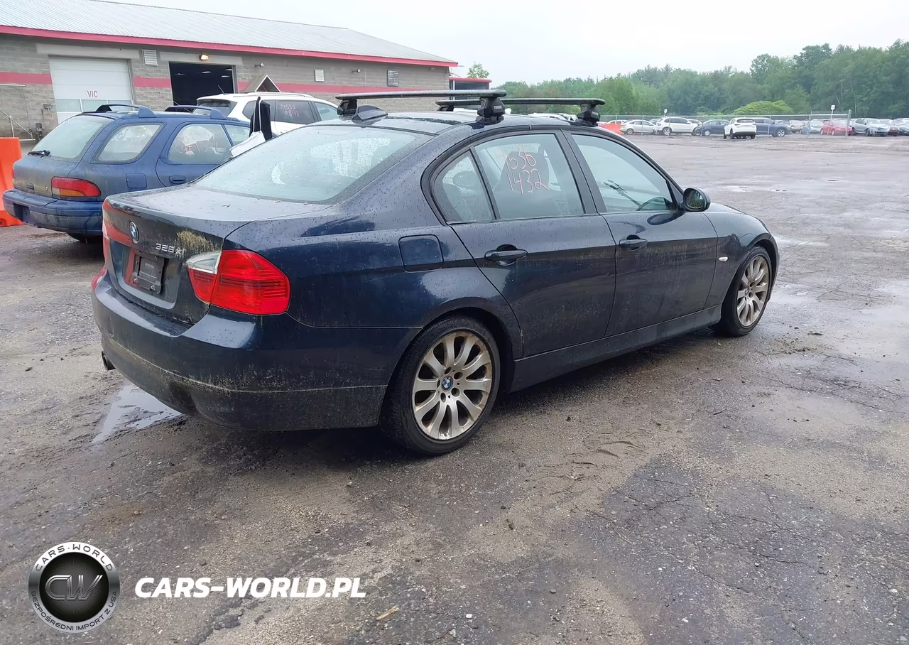 2008 BMW 328Xi VIN:WBAVC93518KZ73328 - 4
