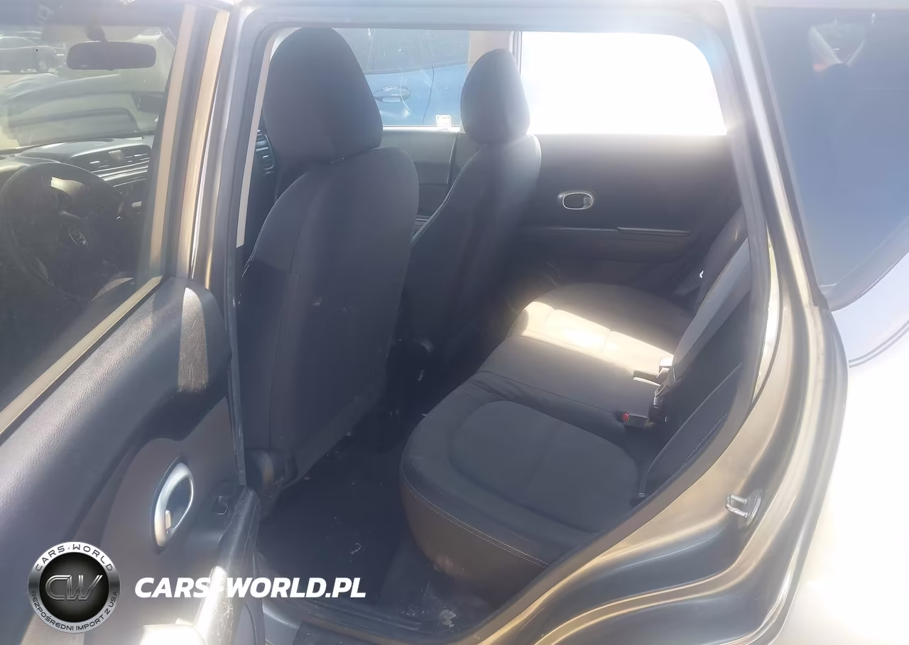 2016 Kia Soul VIN:KNDJN2A26G7351241 - 8