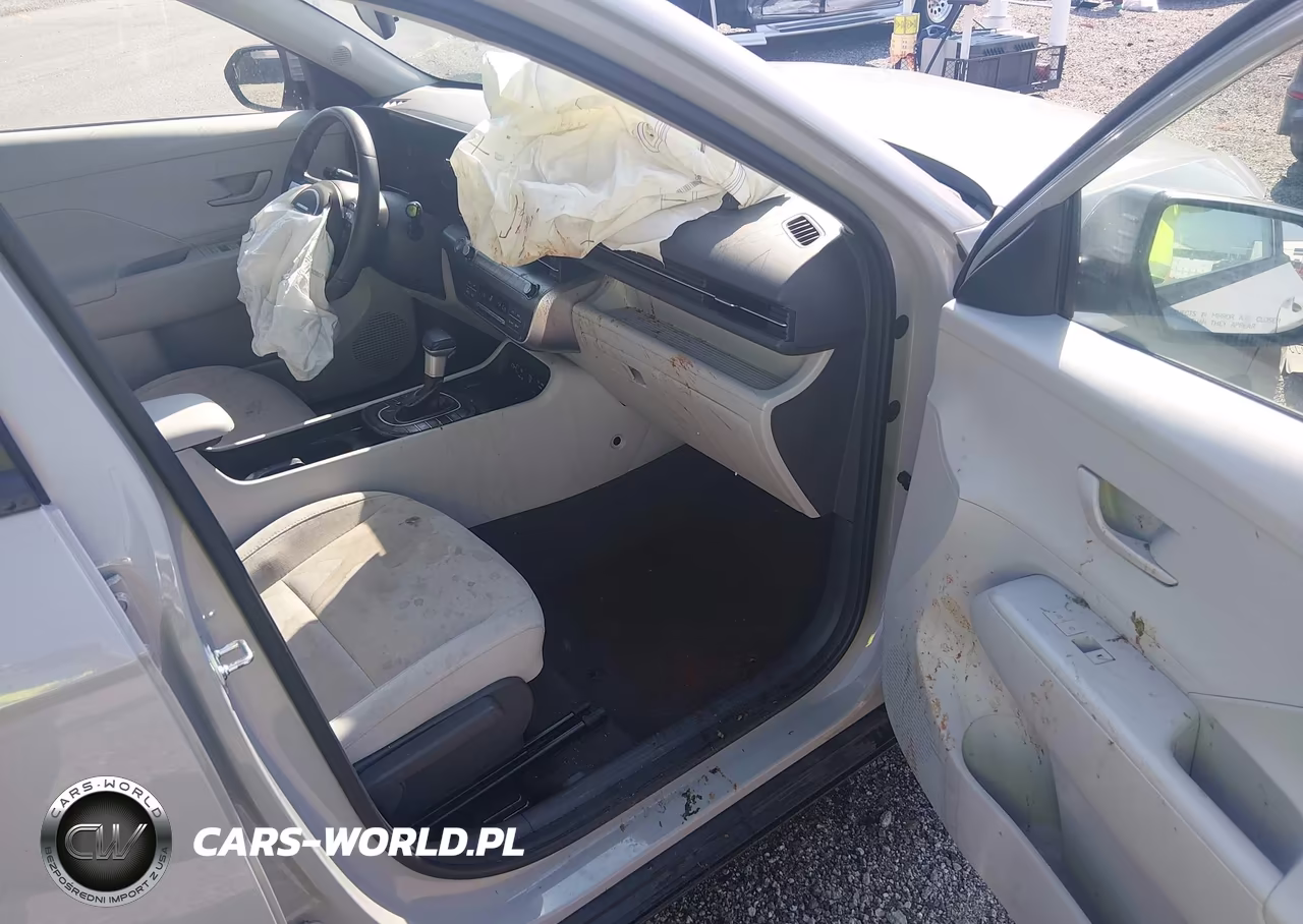 2025 Hyundai Kona Sel VIN:KM8HB3AB8SU205765 - 5