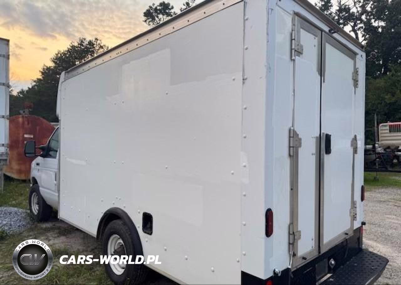 2019 Ford E-350 Cutaway VIN:1FDWE3F60KDC49916 - 3