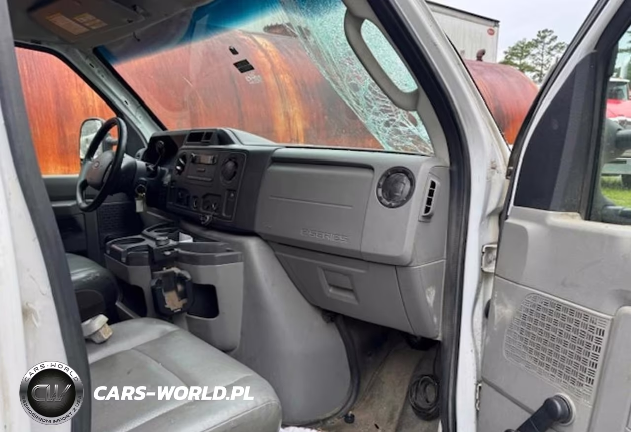 2019 Ford E-350 Cutaway VIN:1FDWE3F60KDC49916 - 7