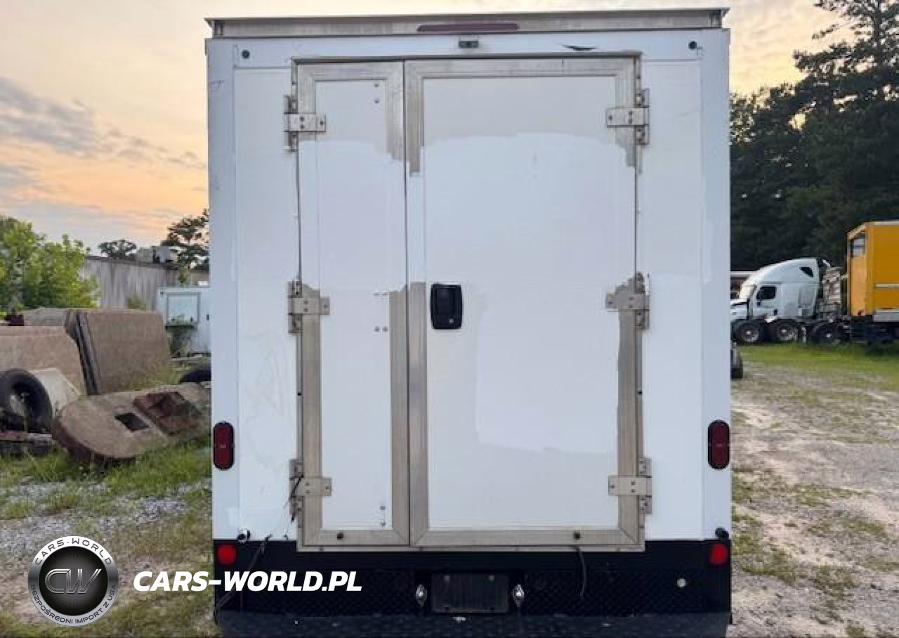 2019 Ford E-350 Cutaway VIN:1FDWE3F60KDC49916 - 8