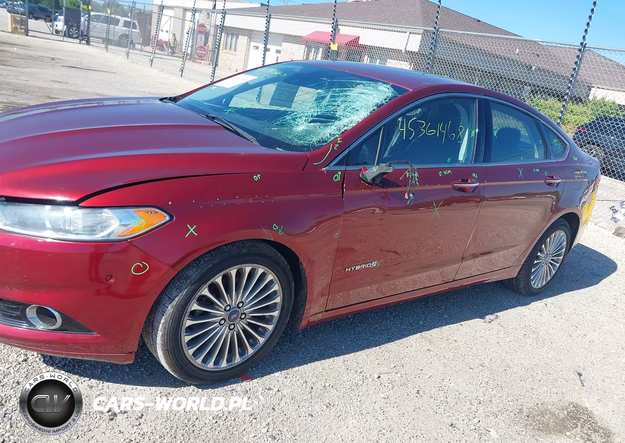 2014 Ford Fusion Hybrid Titanium VIN:3FA6P0RU6ER335711 - 6