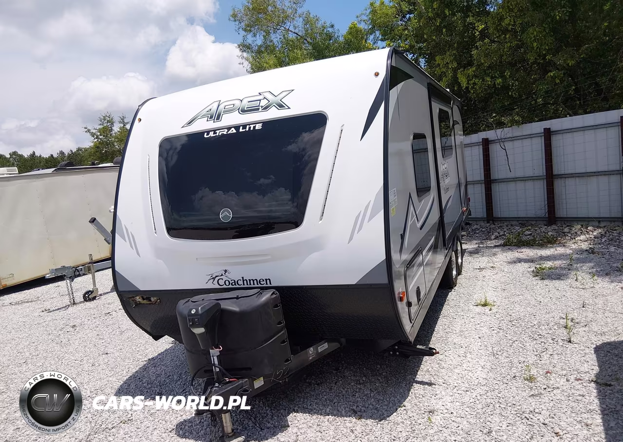 2020 Coachman Apex Ultra Lite VIN:5ZT2CXLB8LL007558 - 2