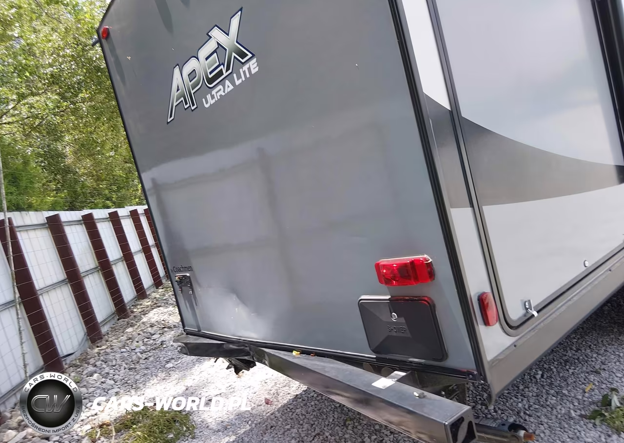 2020 Coachman Apex Ultra Lite VIN:5ZT2CXLB8LL007558 - 6