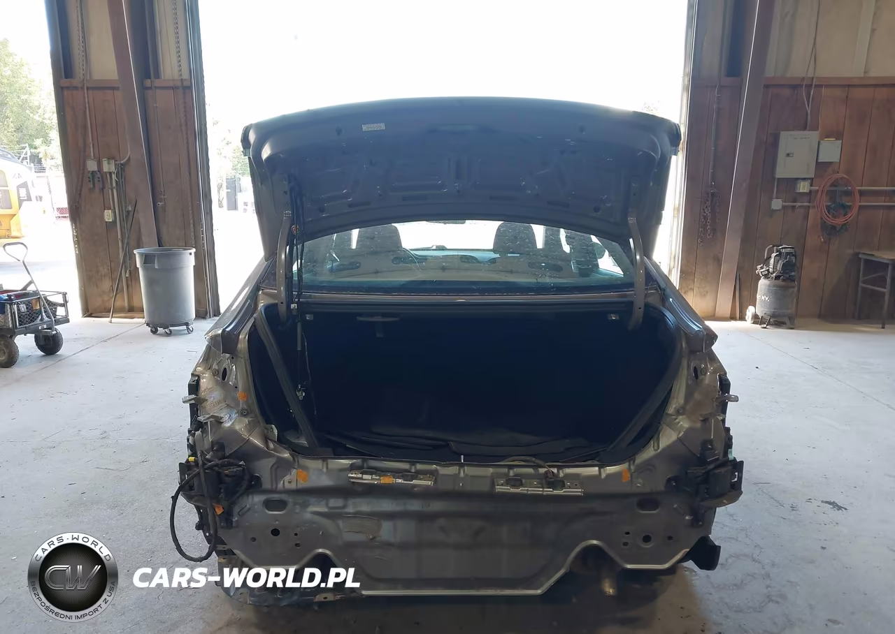2020 Hyundai Elantra Sel VIN:KMHD84LFXLU971050 - 17