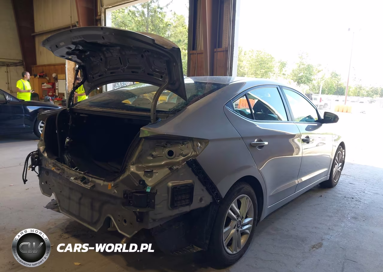 2020 Hyundai Elantra Sel VIN:KMHD84LFXLU971050 - 4