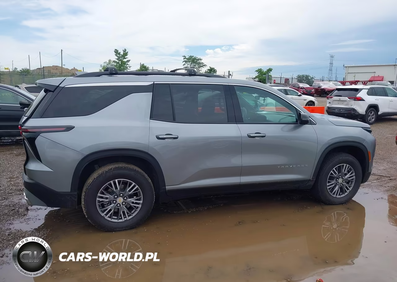 2025 Chevrolet Traverse Fwd Lt VIN:1GNERGRS2SJ300409 - 13