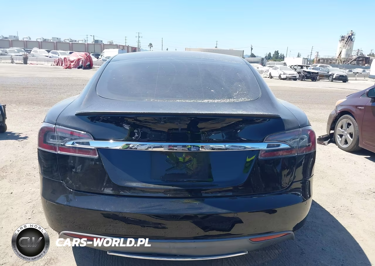 2013 Tesla Model S VIN:5YJSA1CN9DFP27745 - 17