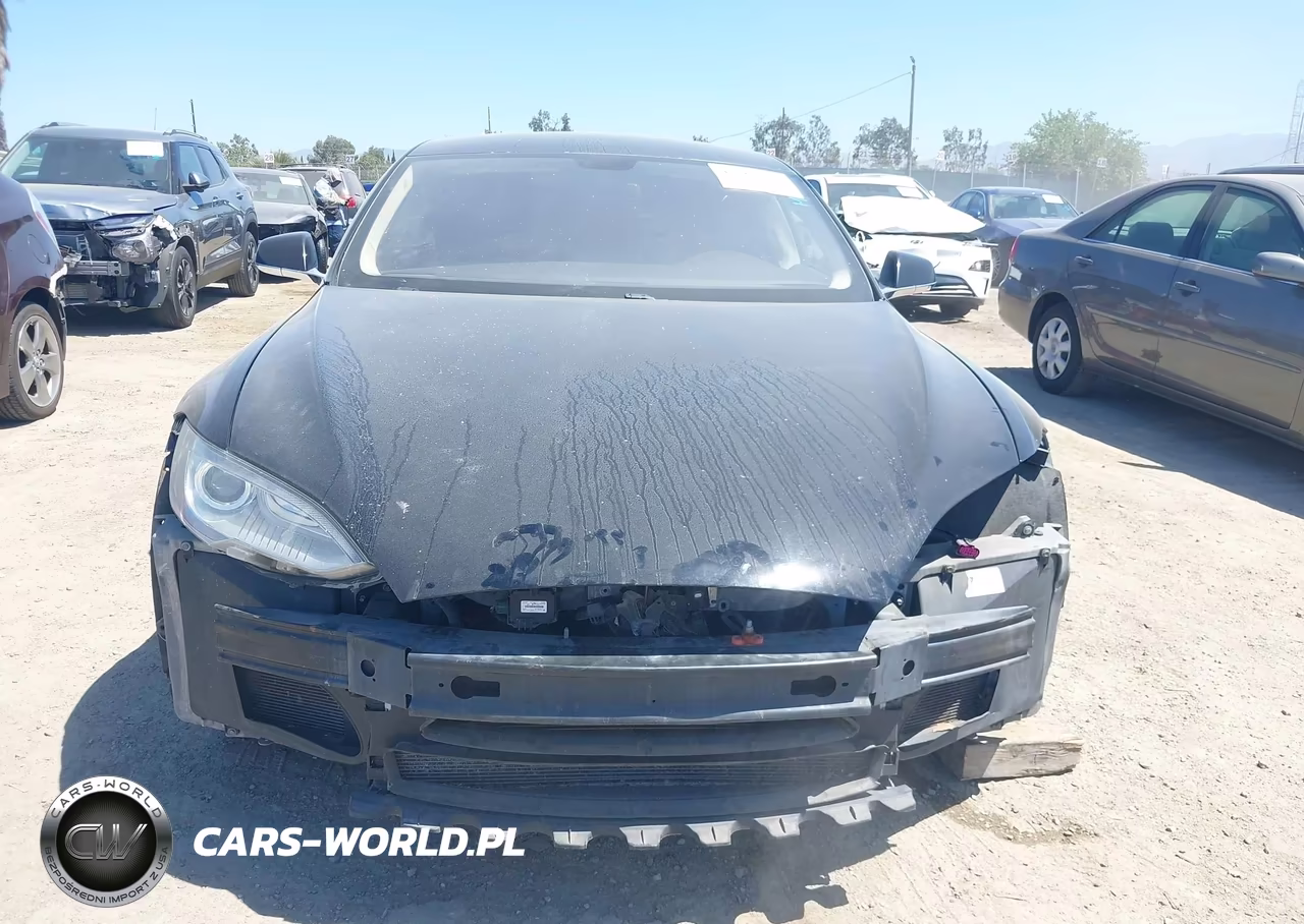 2013 Tesla Model S VIN:5YJSA1CN9DFP27745 - 6