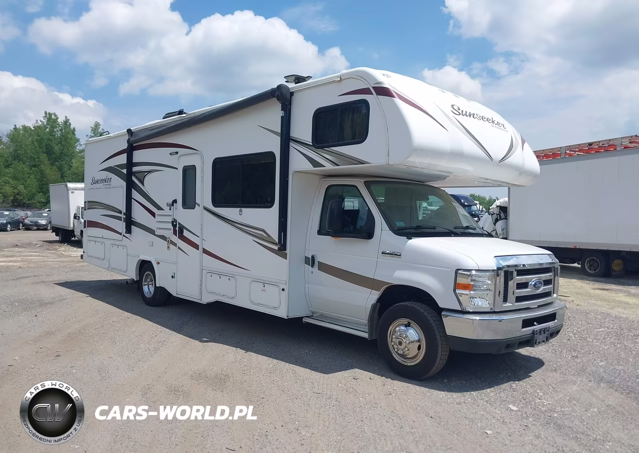 2017 Ford E-450 Cutaway – zdjęcie 1 z 18