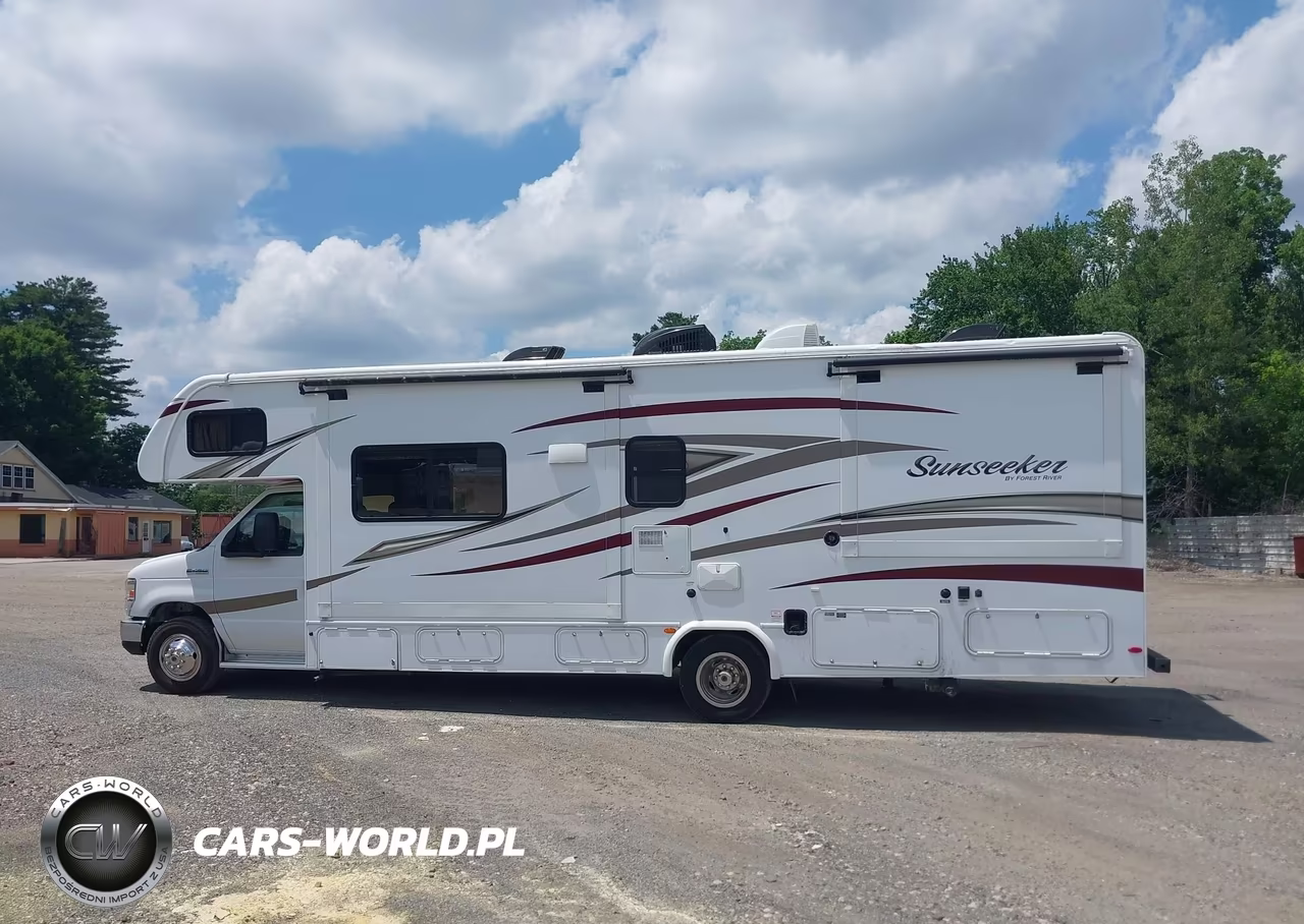 2017 Ford E-450 Cutaway VIN:1FDXE4FS0HDC00456 - 17