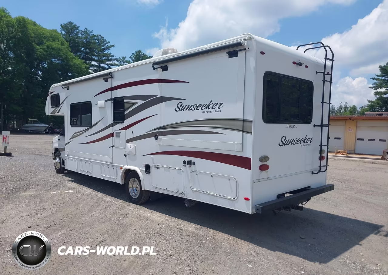 2017 Ford E-450 Cutaway VIN:1FDXE4FS0HDC00456 - 3