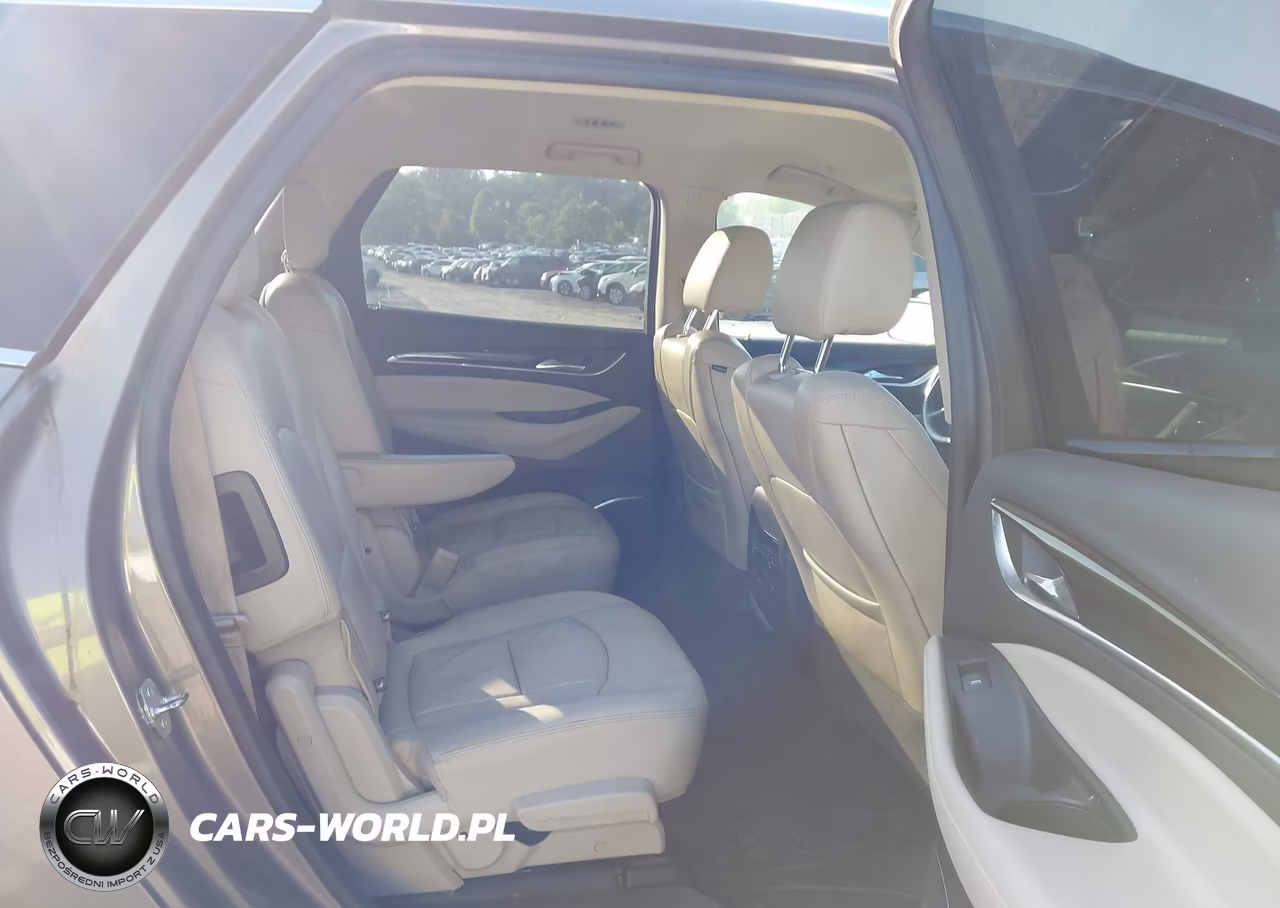 2018 Buick Enclave Essence VIN:5GAEVAKW9JJ126675 - 8