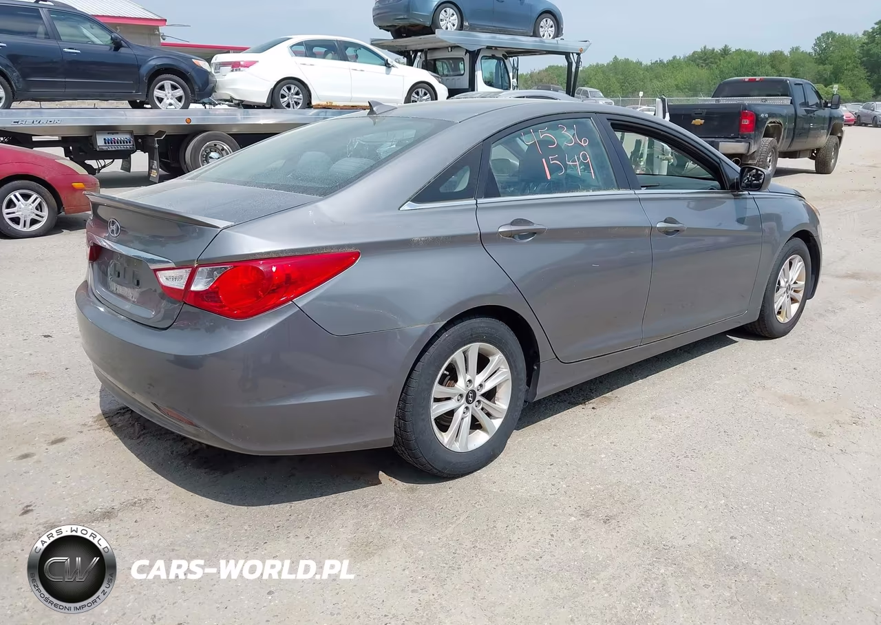 2013 Hyundai Sonata Gls VIN:5NPEB4AC1DH779465 - 4