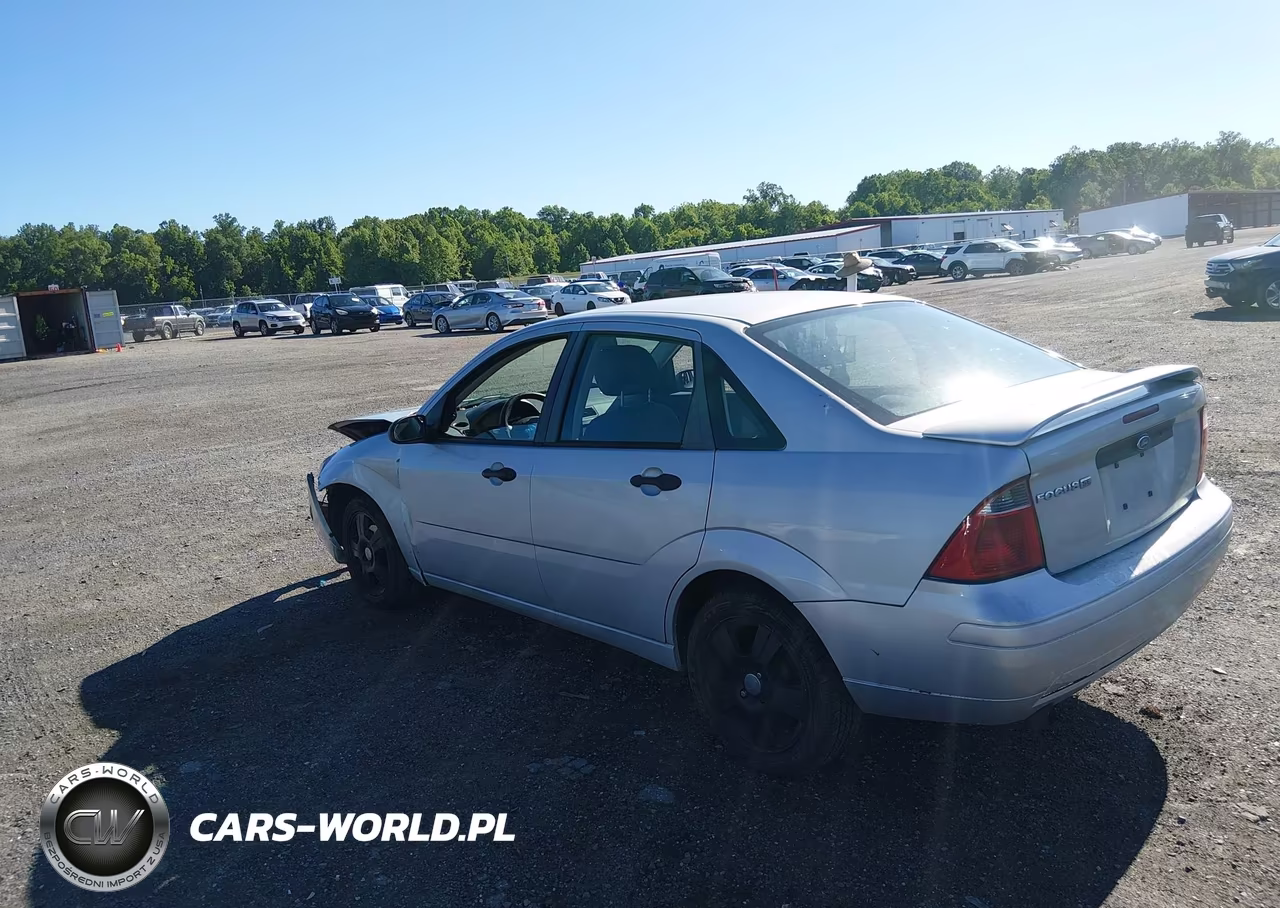 2007 Ford Focus S-Se-Ses VIN:1FAFP34N37W259947 - 3