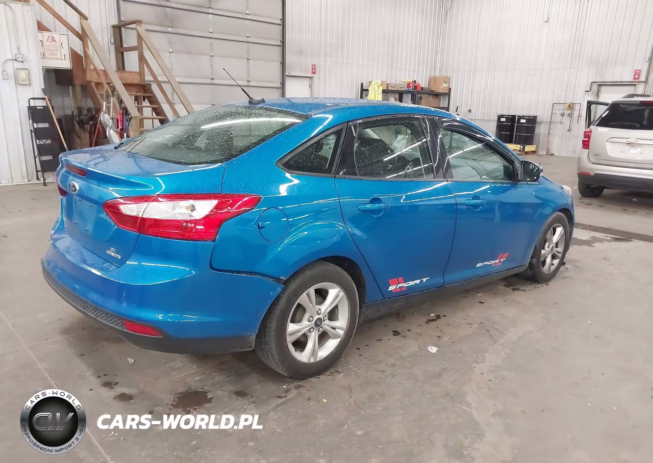2013 Ford Focus Se VIN:1FADP3F23DL296231 - 4