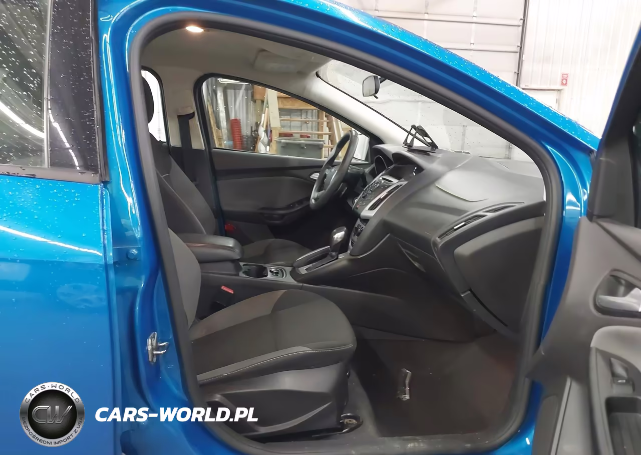 2013 Ford Focus Se VIN:1FADP3F23DL296231 - 5
