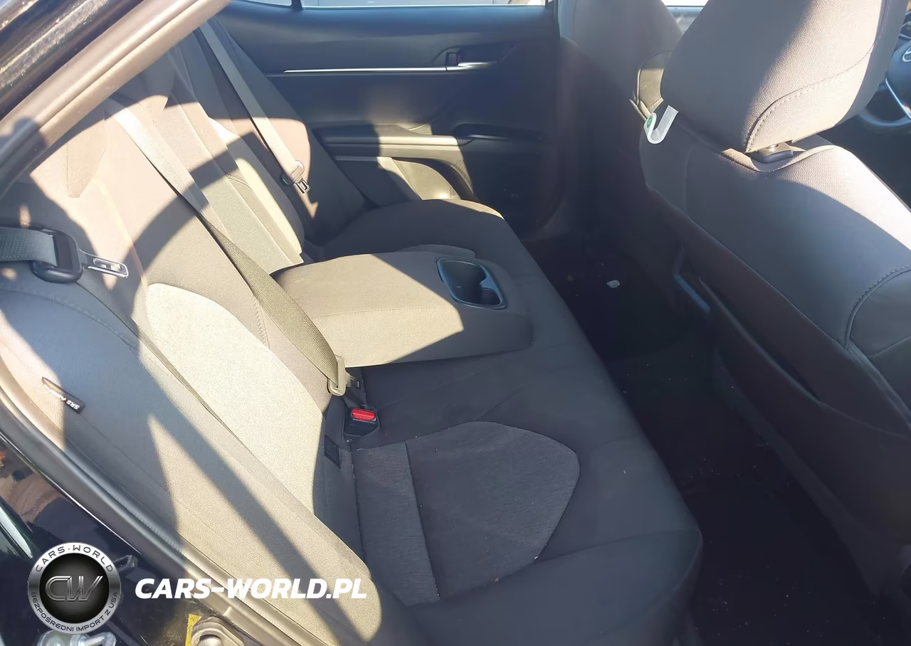 2019 Toyota Camry Le VIN:4T1B11HK3KU234979 - 8