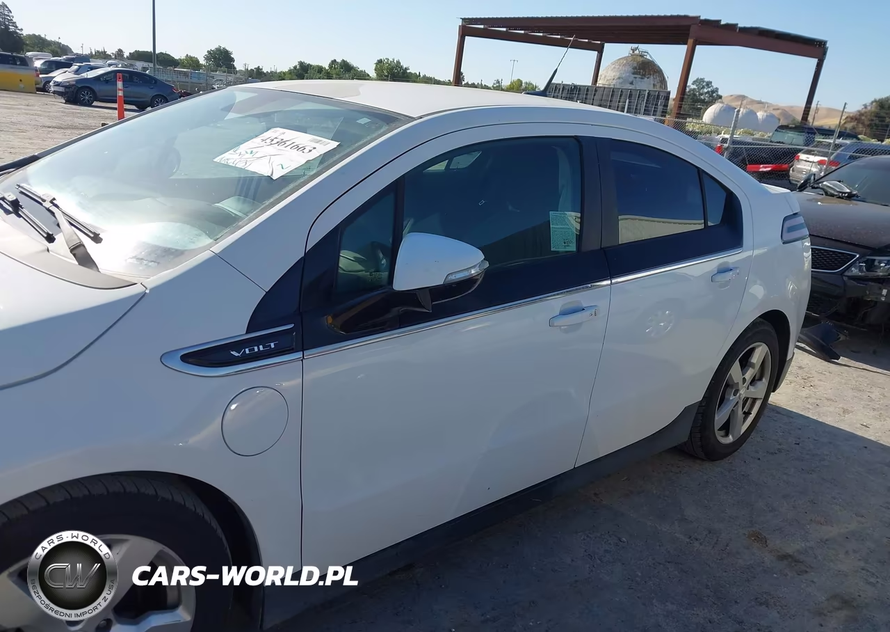 2013 Chevrolet Volt VIN:1G1RE6E49DU113010 - 14