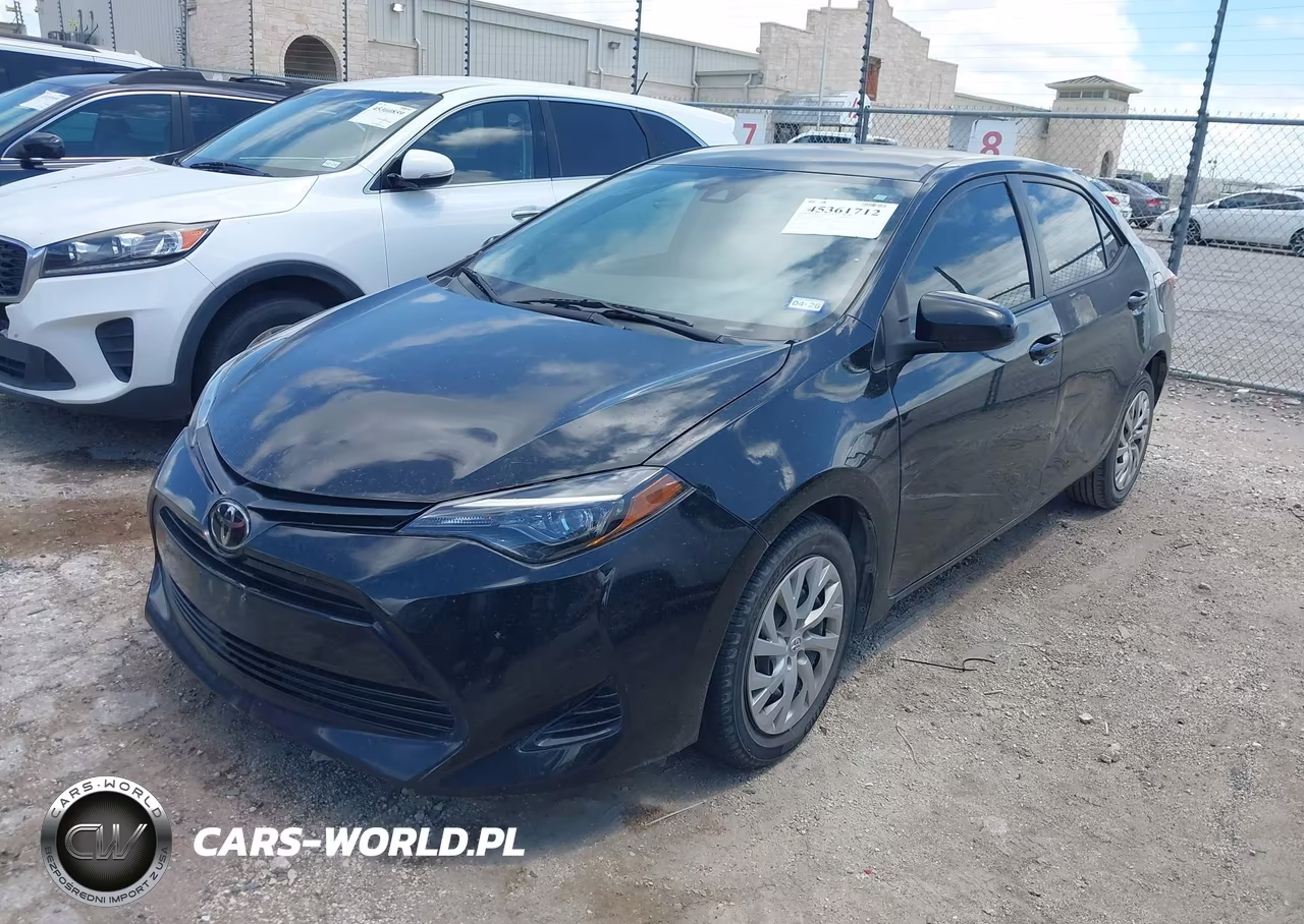 2017 Toyota Corolla Le VIN:5YFBURHE2HP599101 - 2
