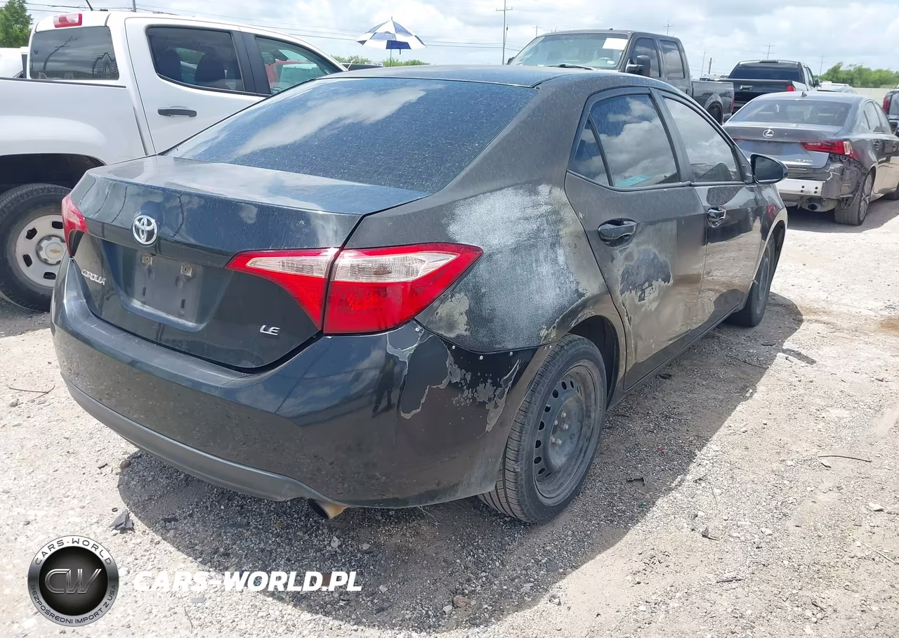 2017 Toyota Corolla Le VIN:5YFBURHE2HP599101 - 4