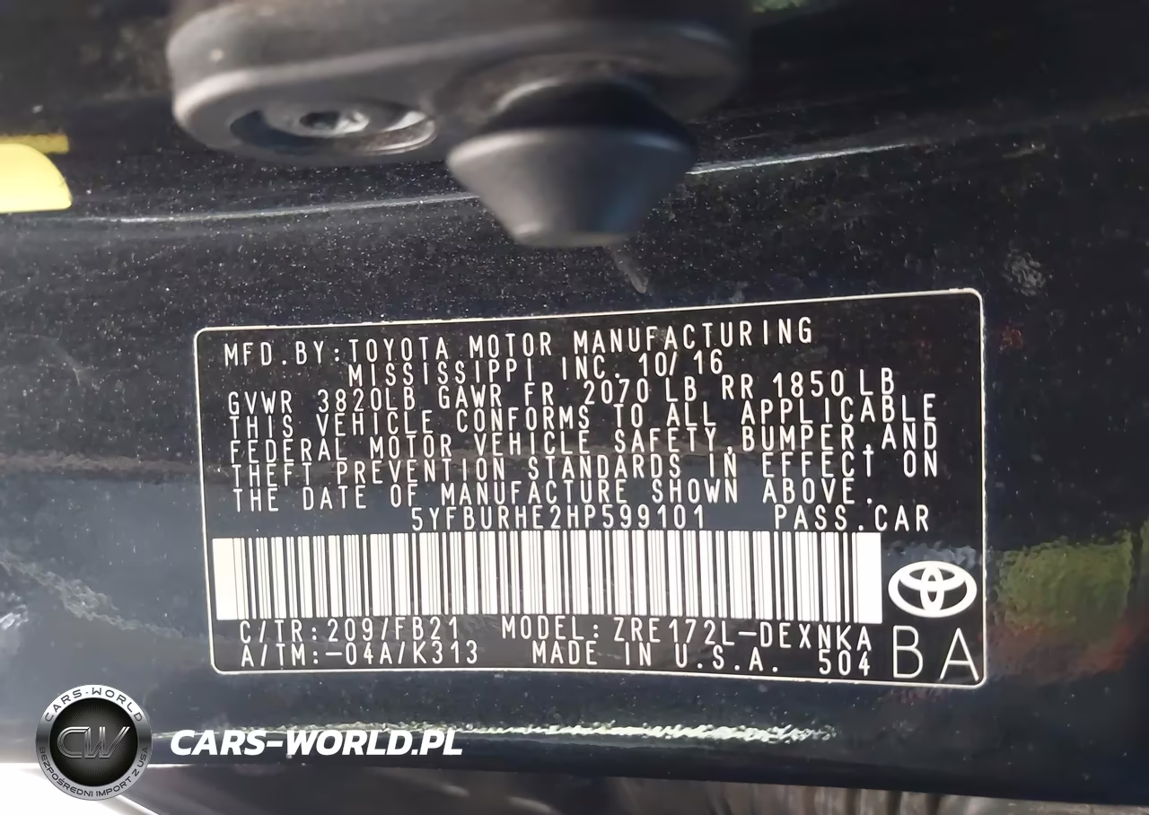 2017 Toyota Corolla Le VIN:5YFBURHE2HP599101 - 9
